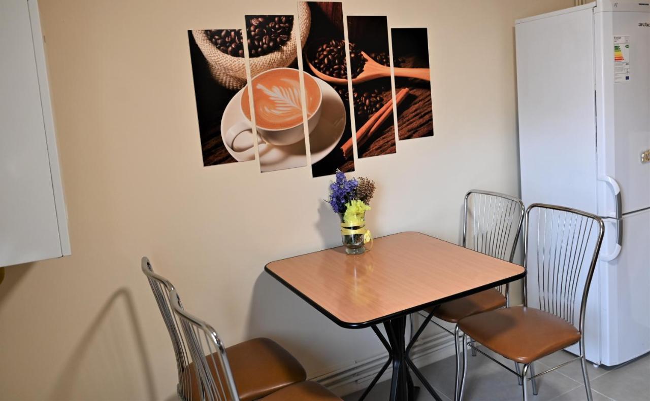 Marin Hotel Apartment Брашов Экстерьер фото